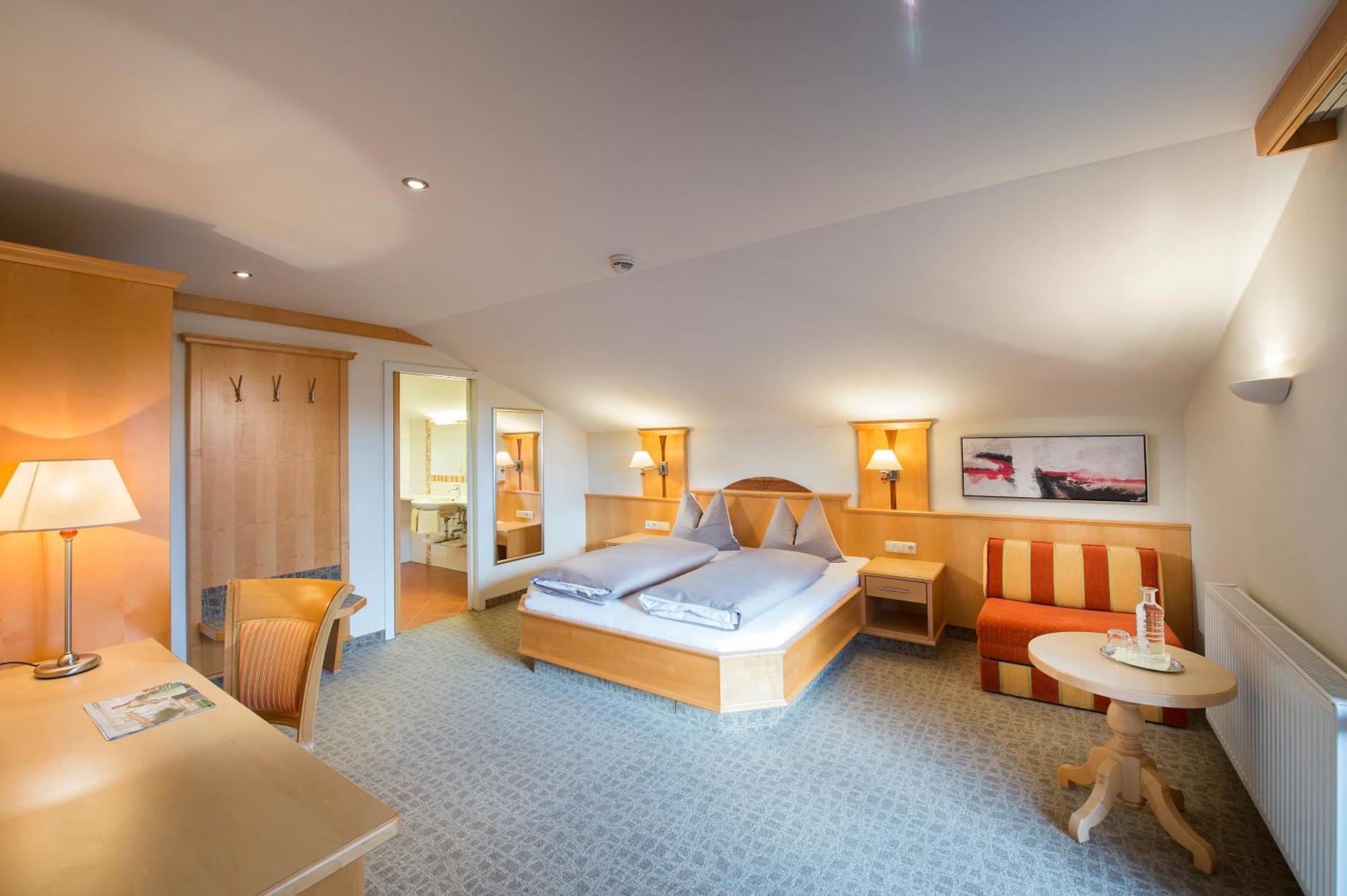 Hotel Koeniggut Wals-Siezenheim Room photo